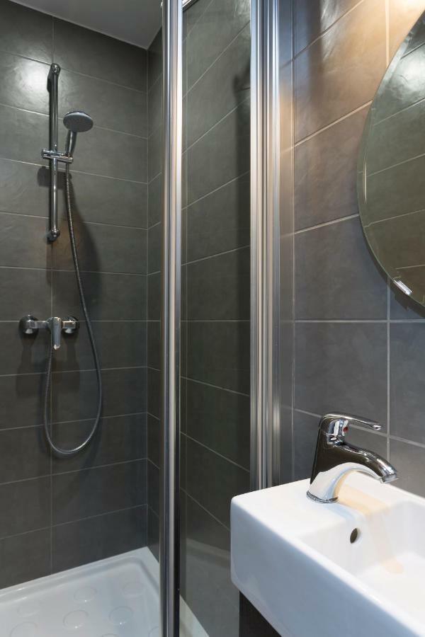 Studette De Charme Neuve Proche Invalides Apartamento París Exterior foto